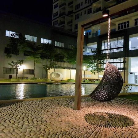 Puchong Skypod Residence, 1-5 Pax Cozy Unit, Walking Distance To Ioi Mall, 10Min Drive To Sunway Ngoại thất bức ảnh